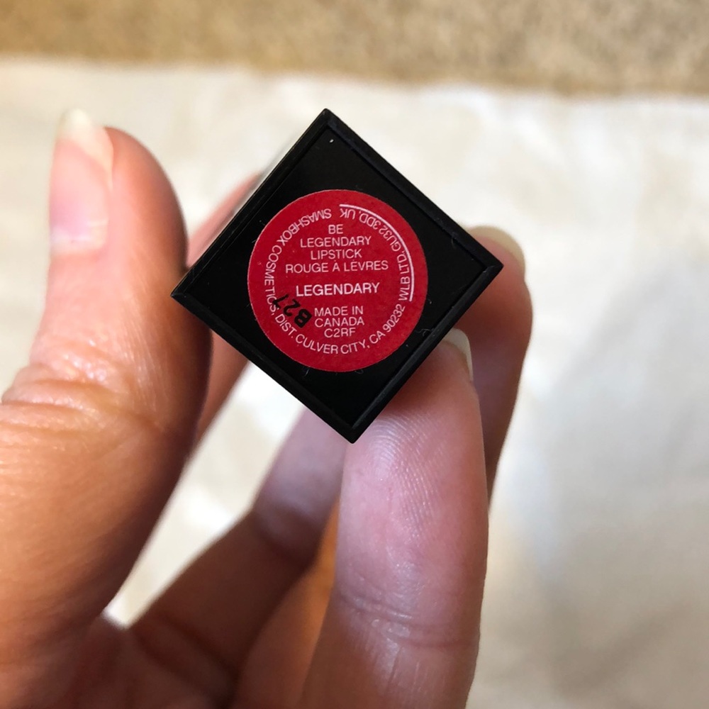 Lipstick - Picture 3 of 3